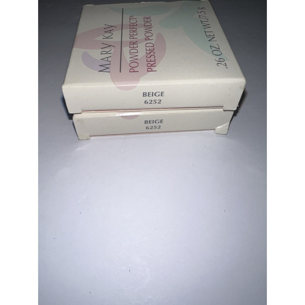New Box Mary Kay Powder Perfect Pressed Powder D Shape Rare .26oz‎ Beige 6252
